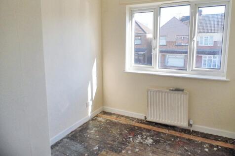 64 Glaisdale Avenue, Coventry, CV6 4LR