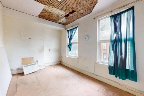 Flat 5B Birkbeck Grove, Acton, London, W3 7QD