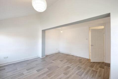 90 Plaiters Way, Bidwell, Dunstable, Bedfordshire, LU5 6JE