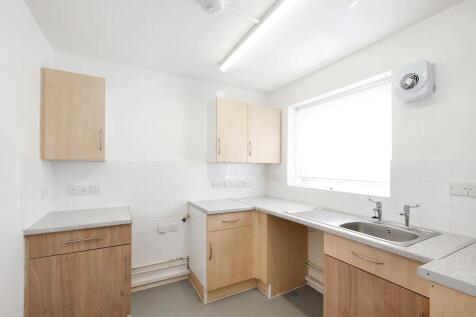 90 Plaiters Way, Bidwell, Dunstable, Bedfordshire, LU5 6JE