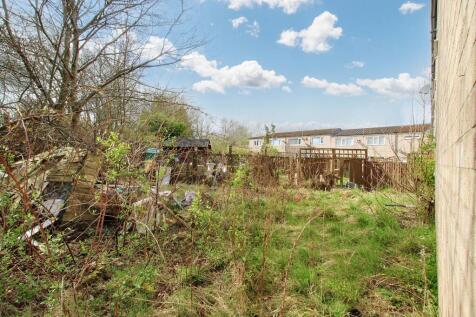 24 Peckforton Walk, Wilmslow, SK9 2NX
