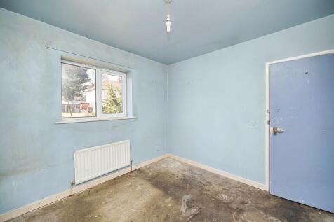 61 Bookerhill Road, High Wycombe, Buckinghamshire, HP12 4EY