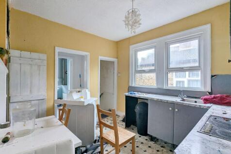 76A Grange Park Road, Thornton Heath, CR7 8QB