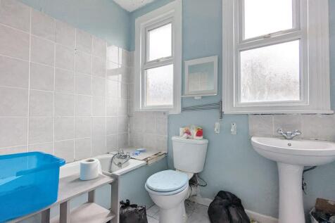 76A Grange Park Road, Thornton Heath, CR7 8QB
