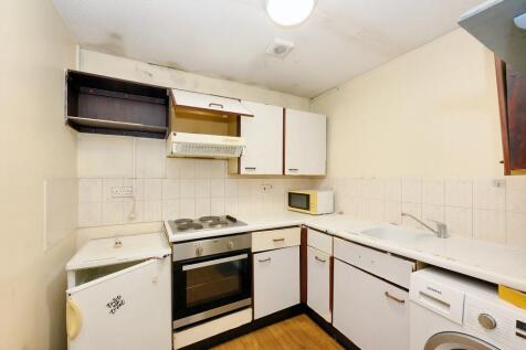 27 Alpine Terrace, Stockwood Crescent, Luton, Bedfordshire LU1 3SS