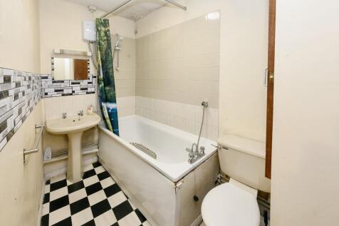 27 Alpine Terrace, Stockwood Crescent, Luton, Bedfordshire LU1 3SS