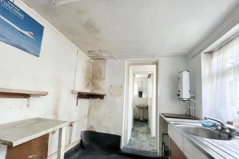17 William Road, Sutton, Surrey SM1 4QT