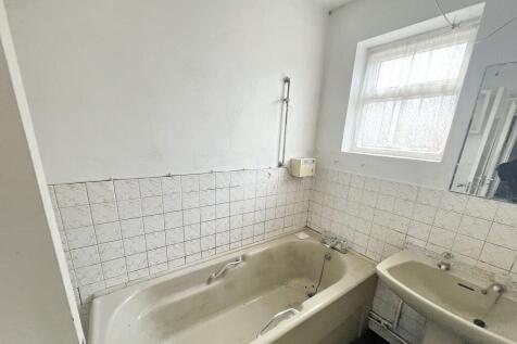17 William Road, Sutton, Surrey SM1 4QT