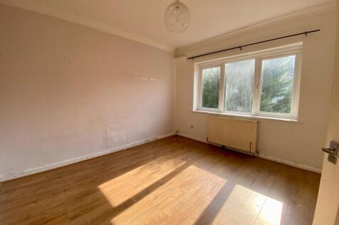 41 Otterburn Gardens, Isleworth, London TW7 5JQ