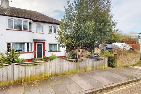 41 Otterburn Gardens, Isleworth, London TW7 5JQ