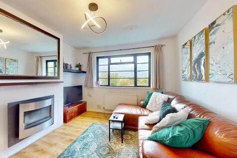 5 Chase Court, Amhurst Gardens, Isleworth TW7 6AH