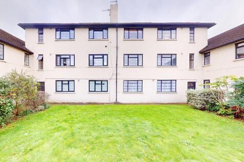 5 Chase Court, Amhurst Gardens, Isleworth TW7 6AH