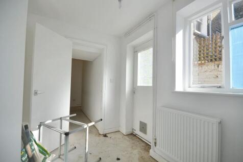 22 Ceylon Road, London W14 0PY