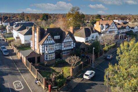 98 Westbury Road, New Malden, Surrey KT3 5AN