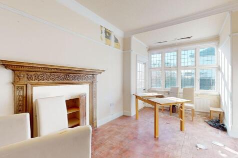 98 Westbury Road, New Malden, Surrey KT3 5AN