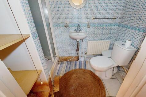 98 Westbury Road, New Malden, Surrey KT3 5AN