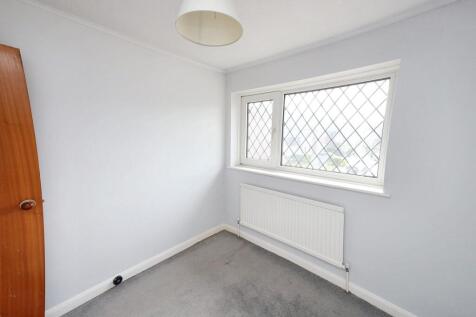 12 Jordans Way, Rainham RM13 9QX