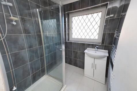 12 Jordans Way, Rainham RM13 9QX