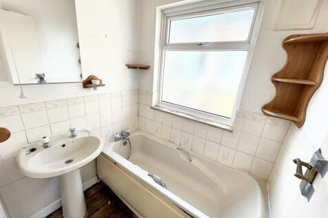 824b London Road, Sutton, Surrey, SM3 9BJ