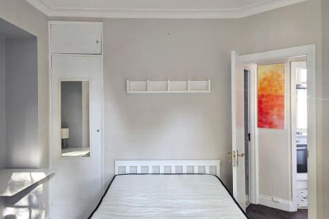 37C St Georges Square, Pimlico, London, SW1V 3QN