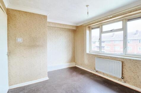 82 Evenlode Road, Southampton, SO16 9EH