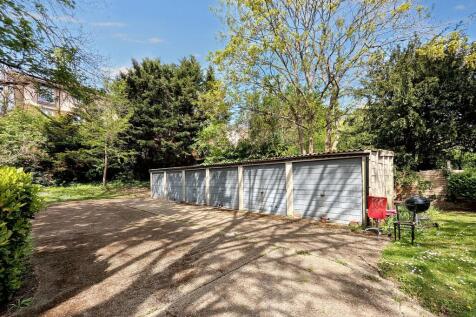 Flat 1 Ridge Court, 57 Underhill Road, Dulwich, London SE22 0RA
