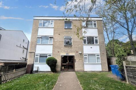Flat 1 Ridge Court, 57 Underhill Road, Dulwich, London SE22 0RA
