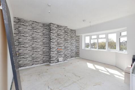 24 Chestnut Road, Oakham, LE15 6QP