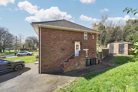 24 Douglass Road, Dudley, West Midlands, DY2 8NE