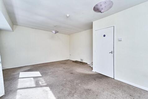 24 Douglass Road, Dudley, West Midlands, DY2 8NE