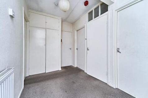24 Douglass Road, Dudley, West Midlands, DY2 8NE