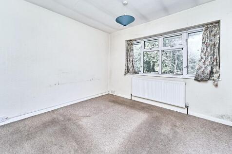 24 Douglass Road, Dudley, West Midlands, DY2 8NE