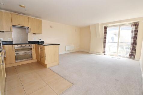 36 Flagstaff Court, Canterbury, Kent CT1 3HA