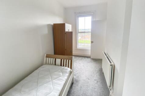 1 Glenmore Road, Salisbury, SP1 3HF