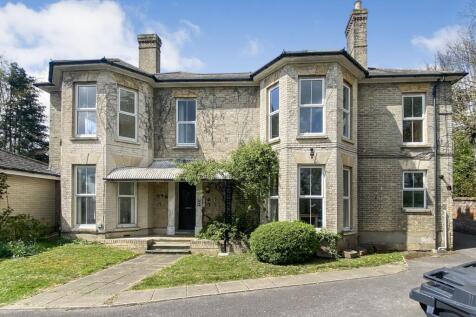 1 Glenmore Road, Salisbury, SP1 3HF