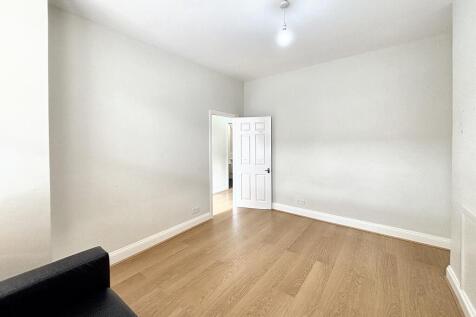 77 Francis Road, Leyton, E10 6PL