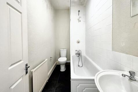 77 Francis Road, Leyton, E10 6PL