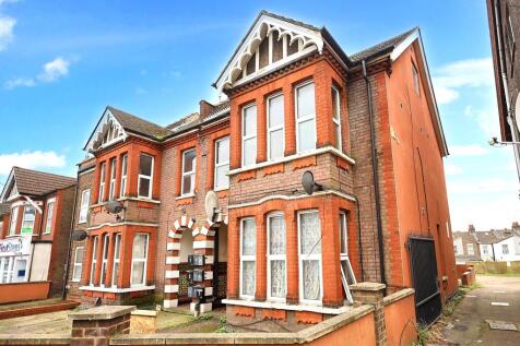 Flat 4, 23-25 Biscot Road, Luton, Bedfordshire, LU3 1AH