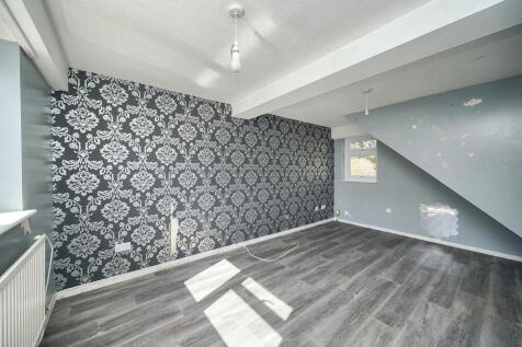 30 Pilgrims Way, Andover, Hampshire, SP10 5HW