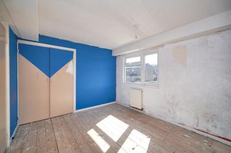 30 Pilgrims Way, Andover, Hampshire, SP10 5HW