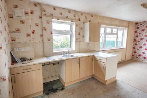 1 Hawthorn Road, Street, Somerset, BA16 0DF