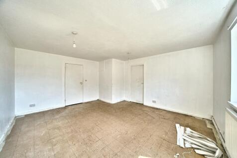 38 Little Grove, Bushey, Hertfordshire, WD23 3BG