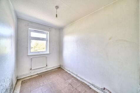 38 Little Grove, Bushey, Hertfordshire, WD23 3BG