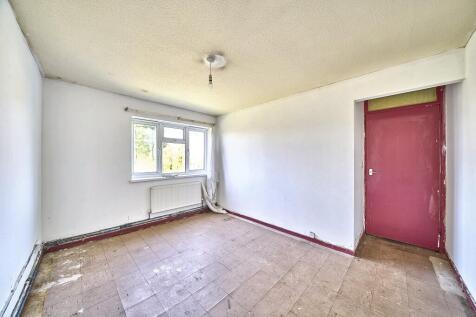 38 Little Grove, Bushey, Hertfordshire, WD23 3BG