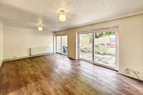 171 Wheatcroft, Cheshunt, Waltham Cross, EN7 6JU