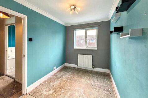 171 Wheatcroft, Cheshunt, Waltham Cross, EN7 6JU