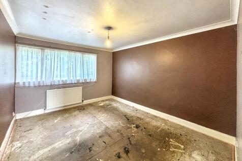 171 Wheatcroft, Cheshunt, Waltham Cross, EN7 6JU