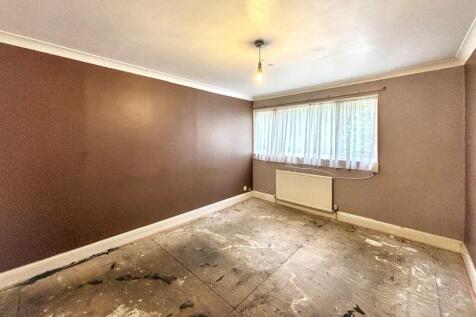 171 Wheatcroft, Cheshunt, Waltham Cross, EN7 6JU