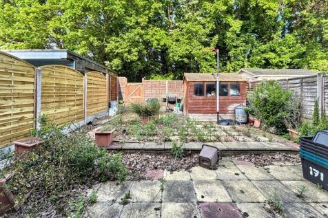 171 Wheatcroft, Cheshunt, Waltham Cross, EN7 6JU