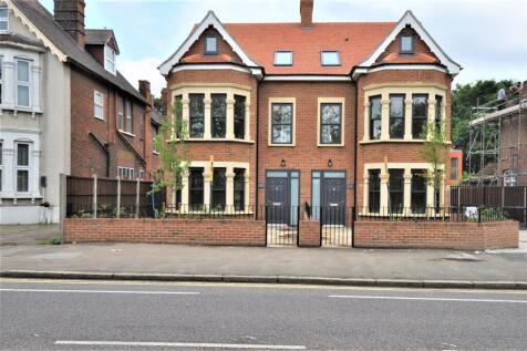 82A, 82B, 82C, 82D &amp; 82E Aldersbrook Road, London, E12 5DH